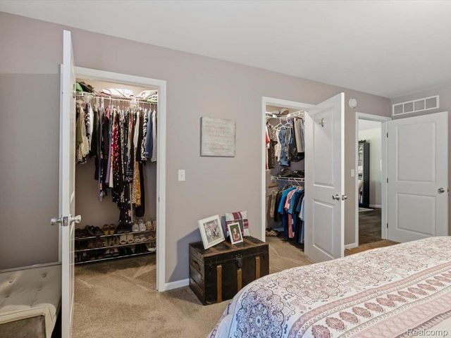 832 N 9th Street, St. Clair, MI 48079