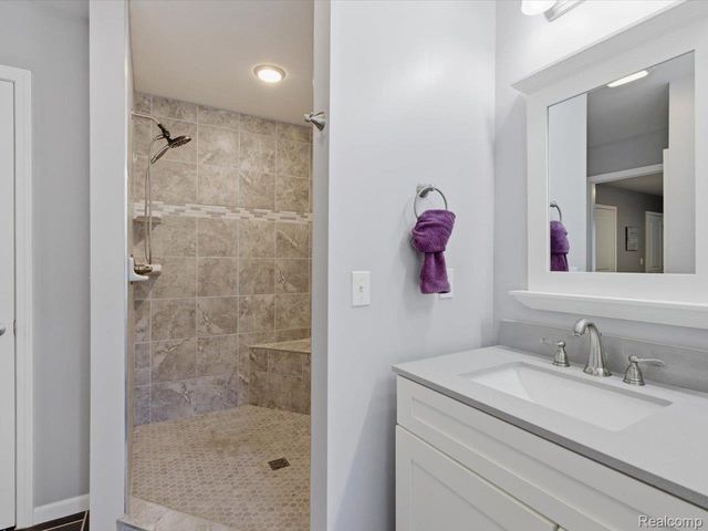 832 N 9th Street, St. Clair, MI 48079