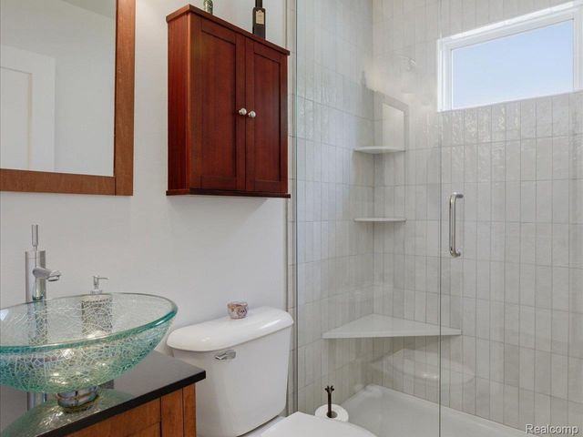 832 N 9th Street, St. Clair, MI 48079