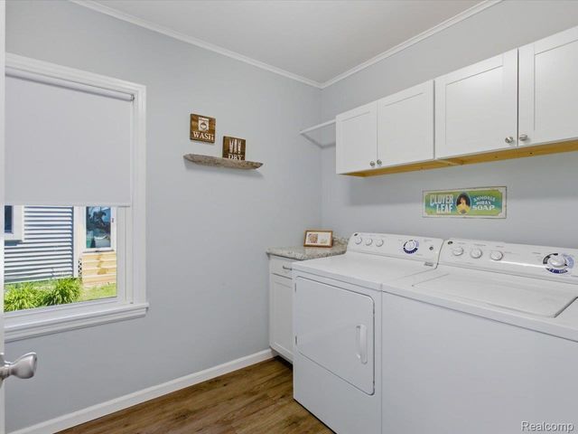 832 N 9th Street, St. Clair, MI 48079