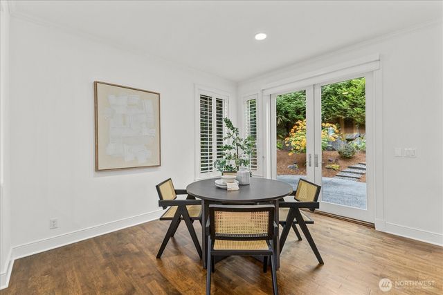 423 Sky Country Way NW, Issaquah, WA 98027