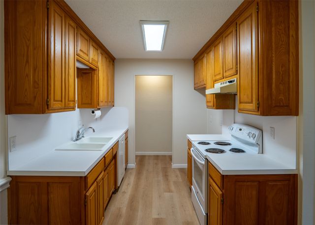 6616 Parkview Lane, North Richland Hills, TX 76182