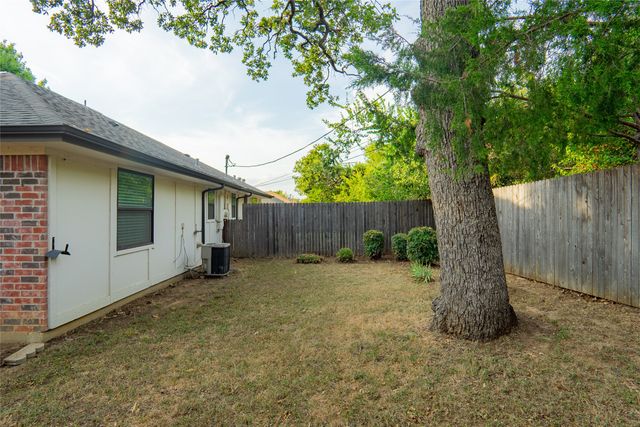 6616 Parkview Lane, North Richland Hills, TX 76182