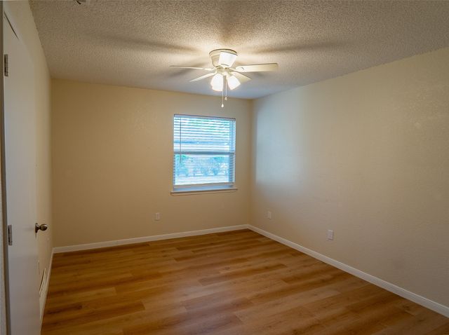 6616 Parkview Lane, North Richland Hills, TX 76182