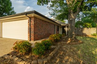 6616 Parkview Lane, North Richland Hills, TX 76182