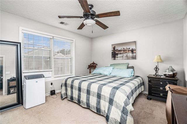 286 Windcroft NW Circle, Acworth, GA 30101