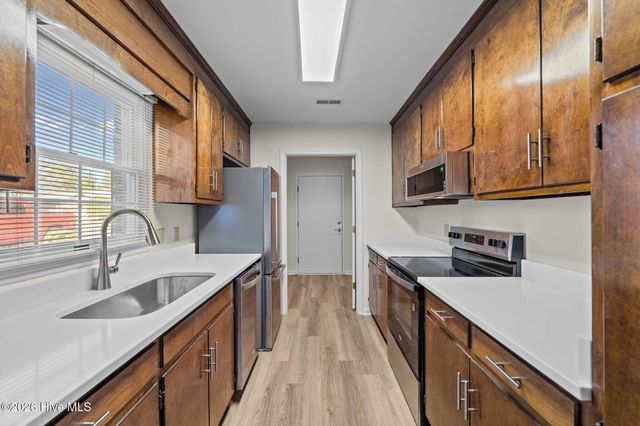 100 Pinehurst Trace Drive, Pinehurst, NC 28374