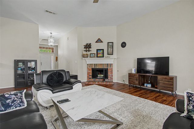 1020 Wagon Trail Drive, Little Elm, TX 75068