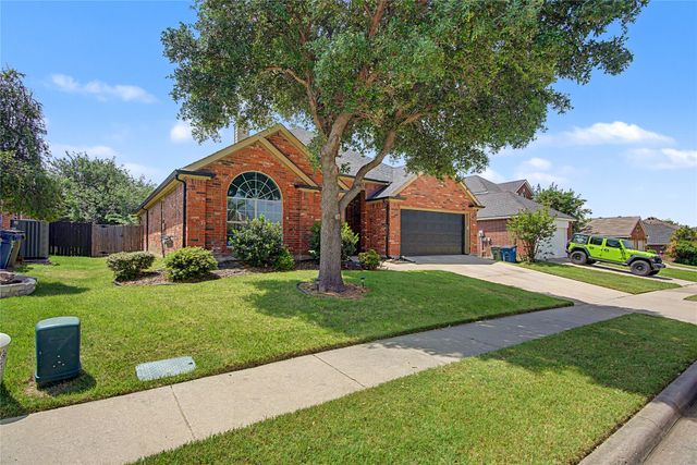 1020 Wagon Trail Drive, Little Elm, TX 75068