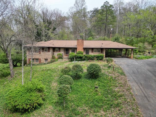 18 Strawberry Ridge, Blairsville, GA 30512