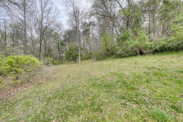 18 Strawberry Ridge, Blairsville, GA 30512