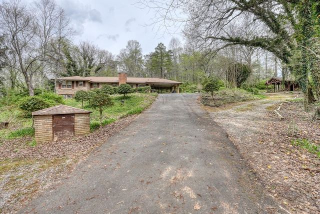 18 Strawberry Ridge, Blairsville, GA 30512