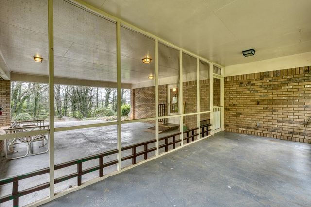 18 Strawberry Ridge, Blairsville, GA 30512
