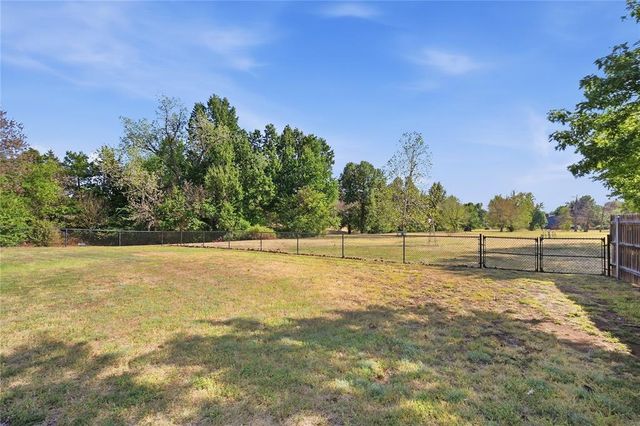 1305 Mockingbird Lane, Guthrie, OK 73044