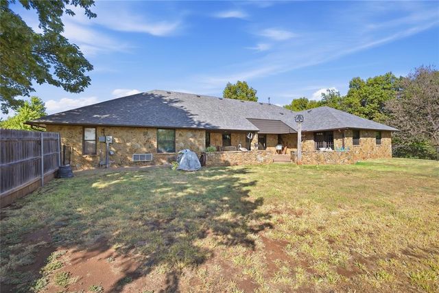 1305 Mockingbird Lane, Guthrie, OK 73044
