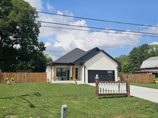 775 Ragsdale Rd, Manchester, TN 37355