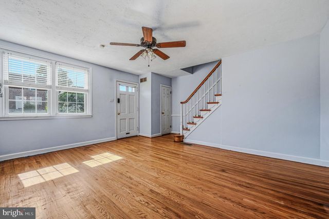 1009 CLAYTON RD, Wilmington, DE 19805
