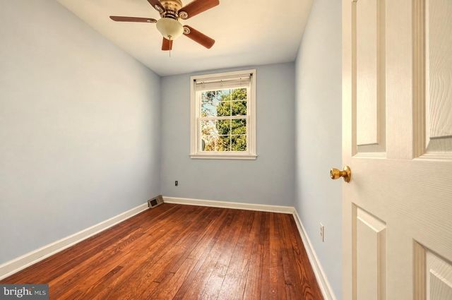 1009 CLAYTON RD, Wilmington, DE 19805