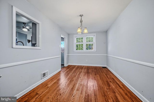 1009 CLAYTON RD, Wilmington, DE 19805