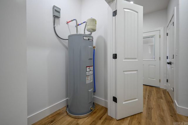 1410 Port Arthur, Mena, AR 71953