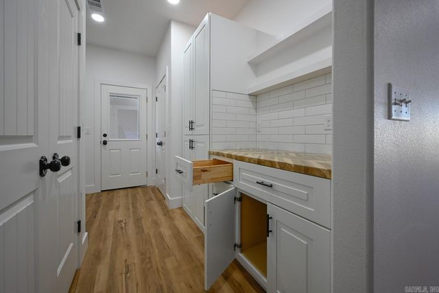 1410 Port Arthur, Mena, AR 71953