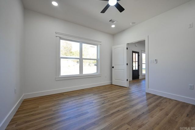 1410 Port Arthur, Mena, AR 71953