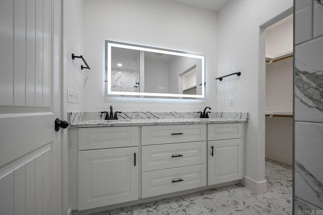 1410 Port Arthur, Mena, AR 71953