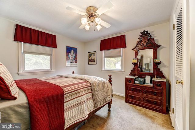 9816 53RD AVE, College Park, MD 20740