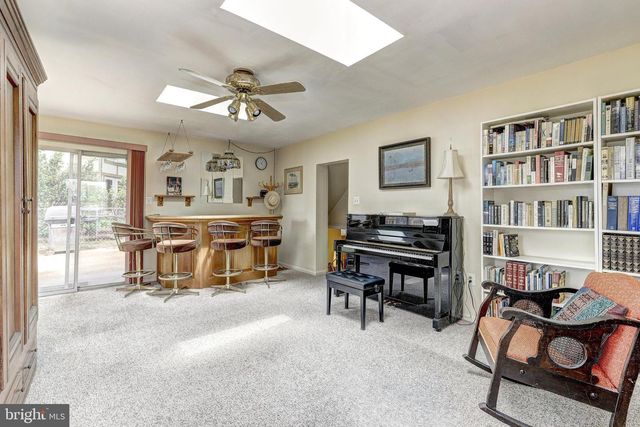 9816 53RD AVE, College Park, MD 20740
