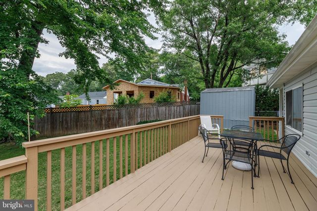 9816 53RD AVE, College Park, MD 20740