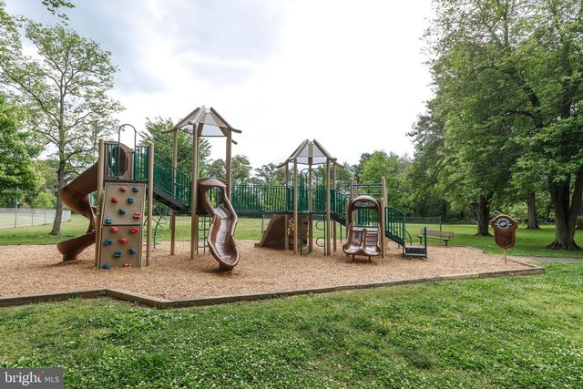 9816 53RD AVE, College Park, MD 20740
