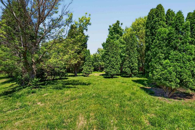 13037 Young Road, Evansville, IN 47725