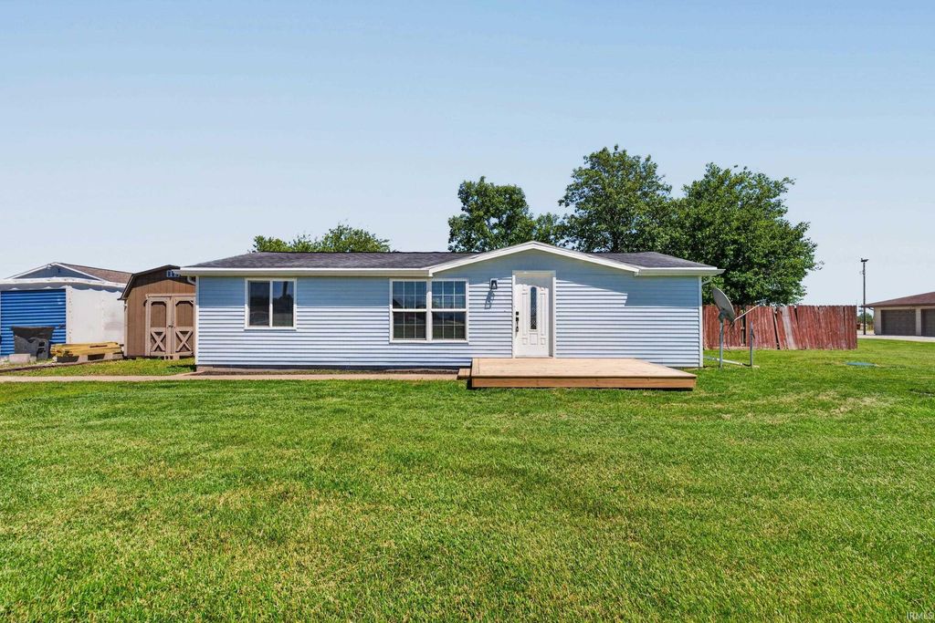 13037 Young Road, Evansville, IN 47725