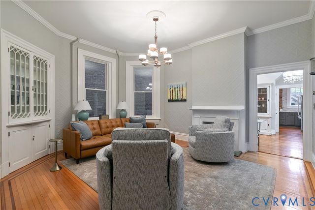 2217 W Grace St, Richmond, VA 23220