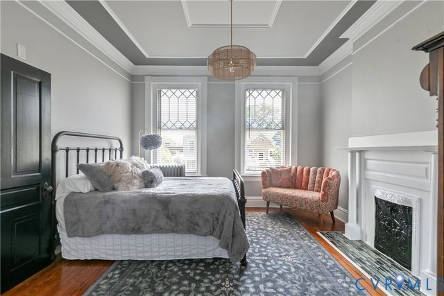 2217 W Grace St, Richmond, VA 23220