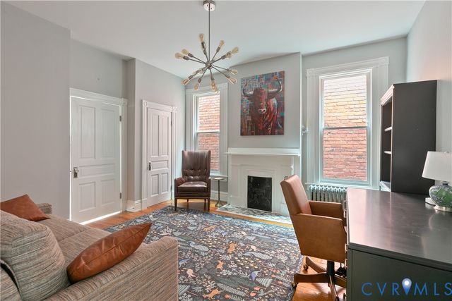 2217 W Grace St, Richmond, VA 23220