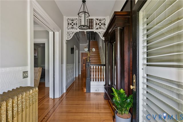 2217 W Grace St, Richmond, VA 23220