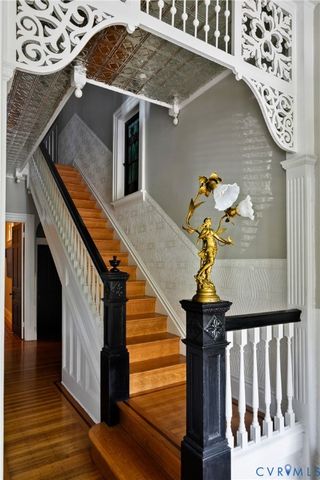 2217 W Grace St, Richmond, VA 23220