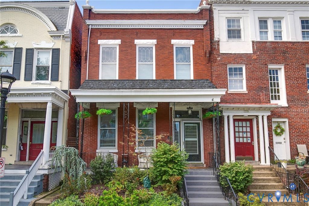 2217 W Grace St, Richmond, VA 23220