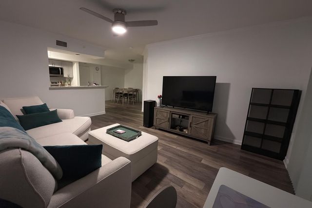 1000 Scotia Drive 506, Hypoluxo, FL 33462