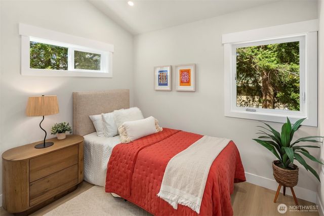 11028 Evanston Avenue N, Seattle, WA 98133