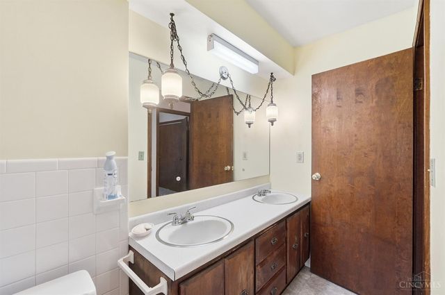 5799 Shaker Road, Franklin Twp, OH 45005