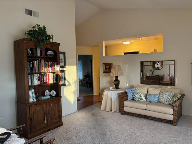 613 La Costa Drive, Banning, CA 92220