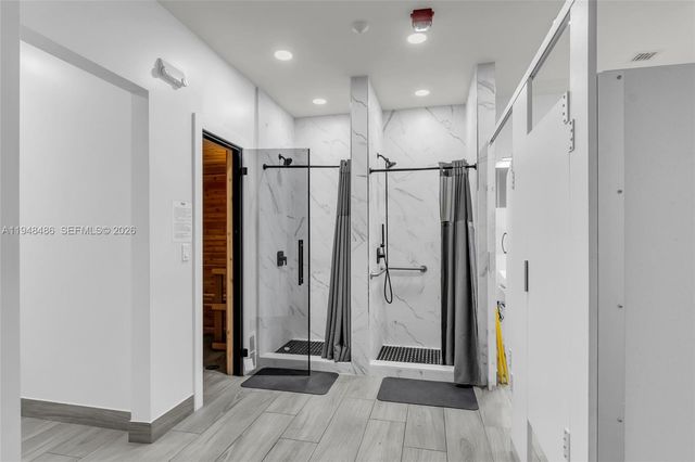 16909 N Bay Rd 217, Sunny Isles Beach, FL 33160