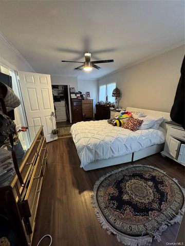 1498 Kew Avenue, Hewlett, NY 11557