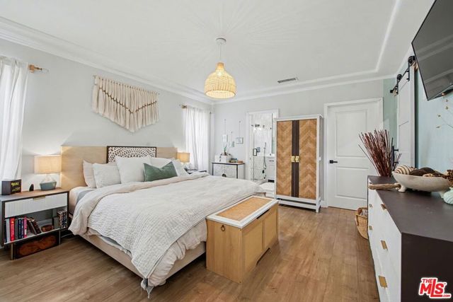 1135 W 81st Place, Los Angeles, CA 90044