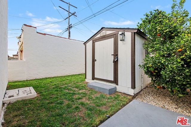 1135 W 81st Place, Los Angeles, CA 90044