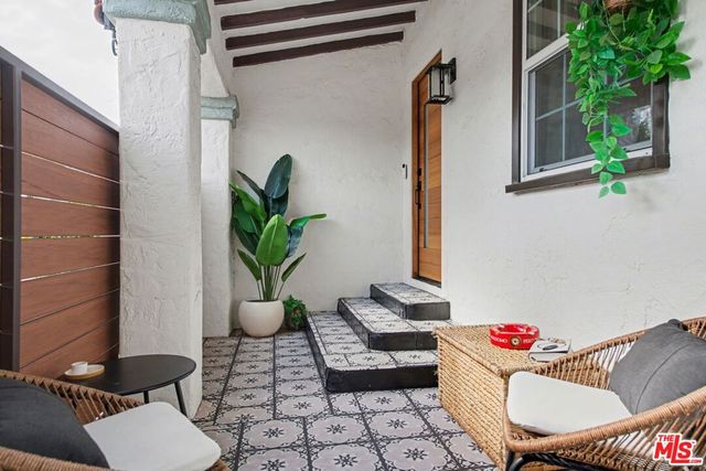 1135 W 81st Place, Los Angeles, CA 90044