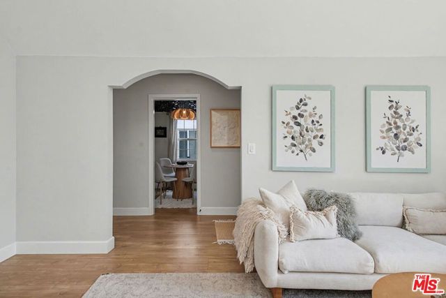 1135 W 81st Place, Los Angeles, CA 90044