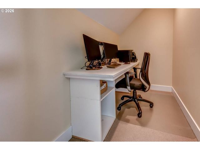 2442 Sw DUNE Ave, Lincoln City, OR 97367